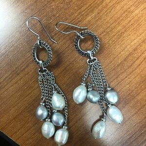 Pearl Earrings ☀️⭐️